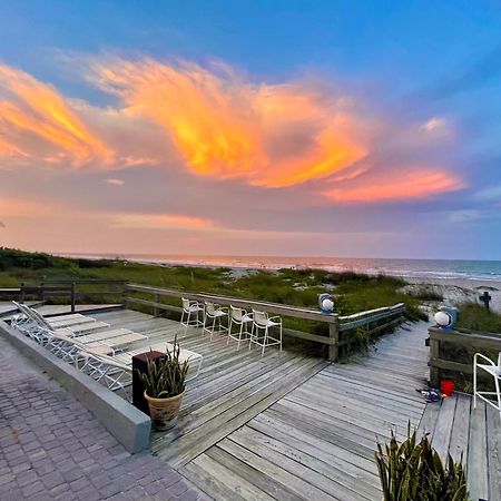 Surf Studio Beach Resort Cocoa Beach Exterior photo