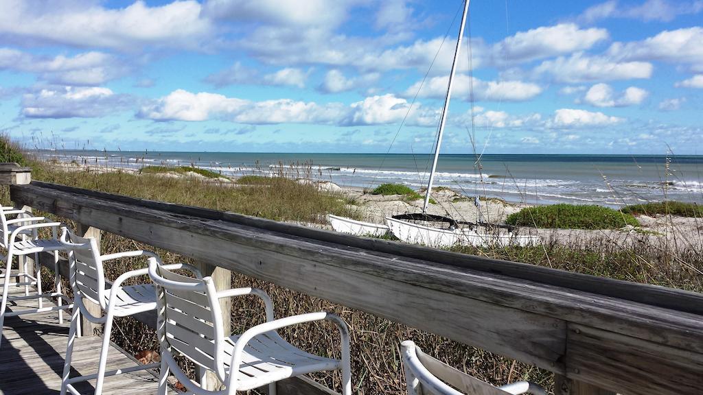 Surf Studio Beach Resort Cocoa Beach Exterior photo