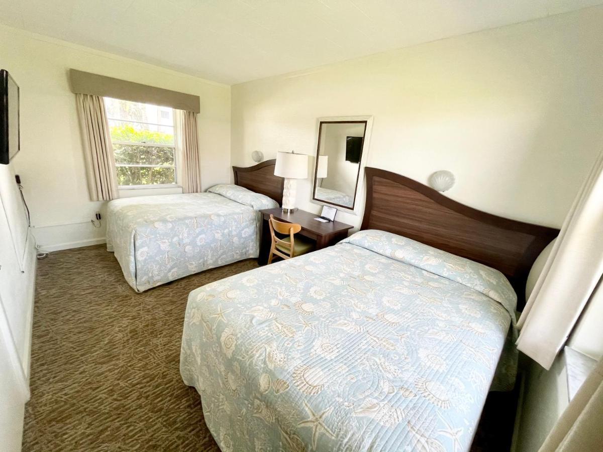 Surf Studio Beach Resort Cocoa Beach Exterior photo